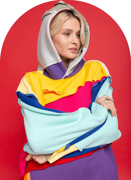 Яркое худи в стиле colorblock: желтый, розовый, фиолетовый и голубой